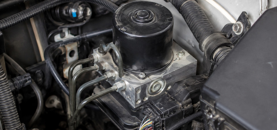 reparar módulo ABS